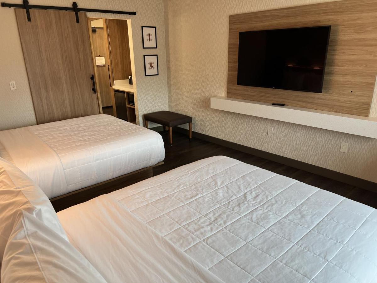 Wyndham Garden Redwood Valley - Ukiah Εξωτερικό φωτογραφία